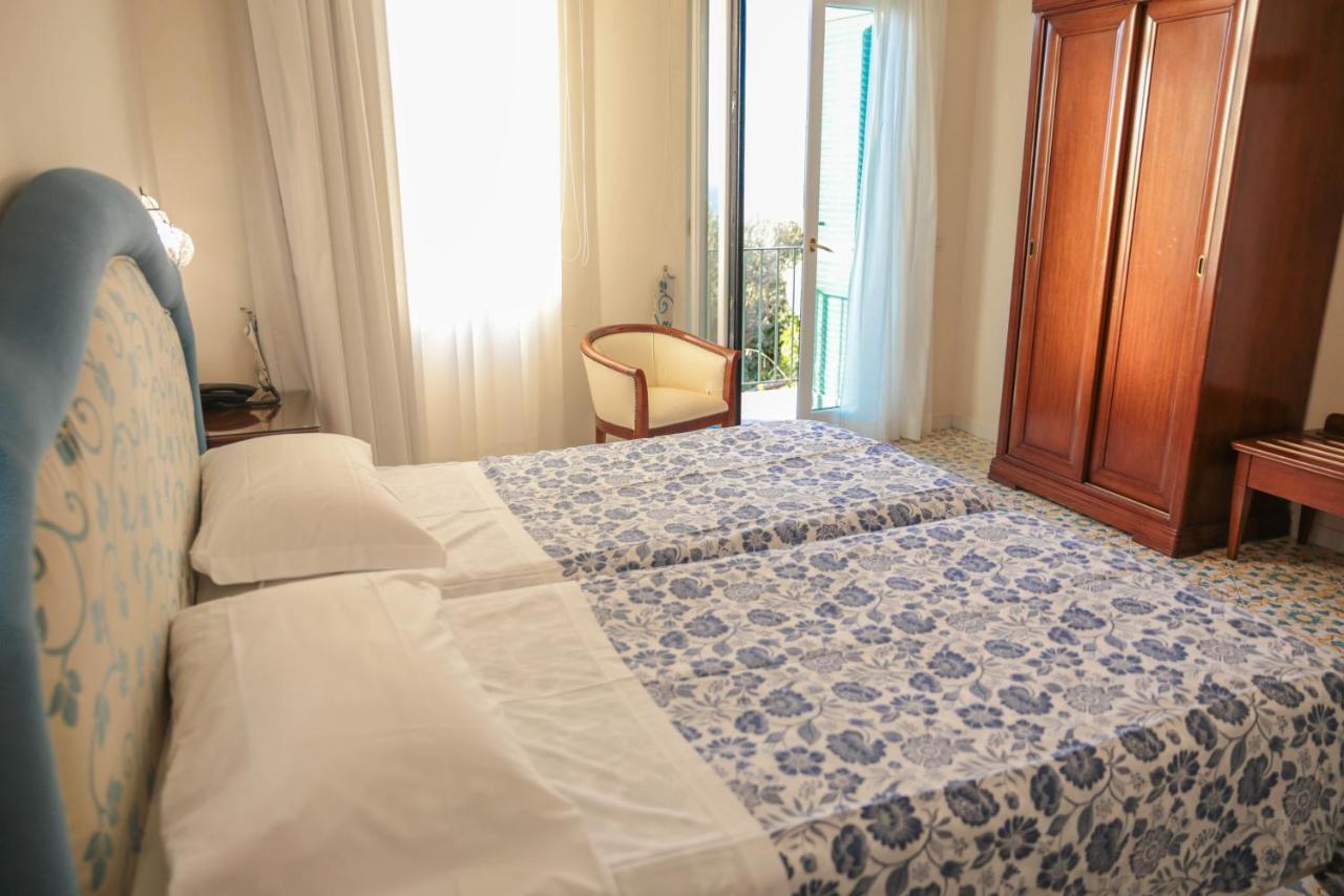 La Badia 3* Península Sorrentina